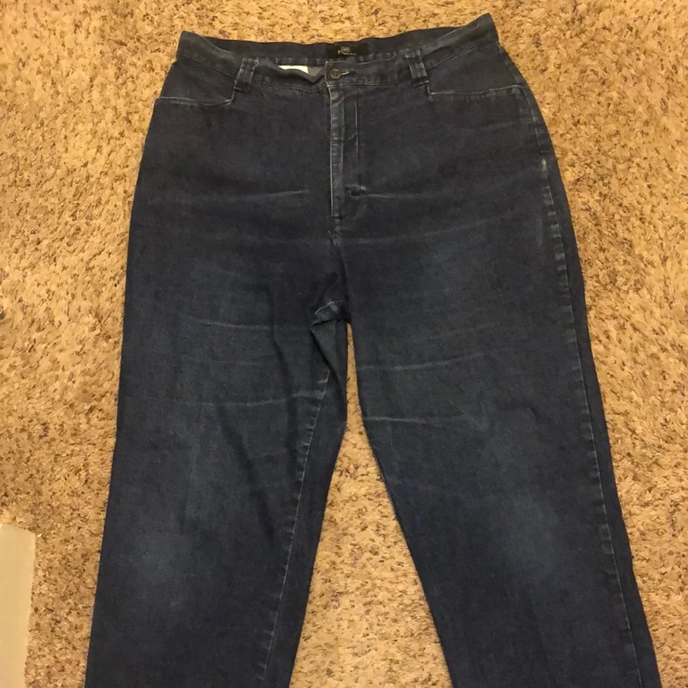 Woman’s Lee Khaki size 16P wide legged pants - Picture 2 of 8